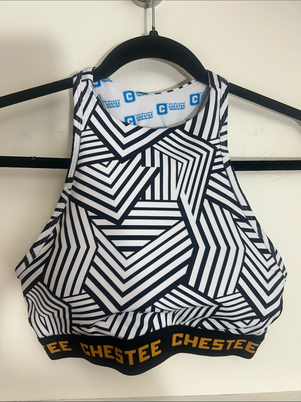 Chestee Weight Training Black and White Striped Sports Bra size 6